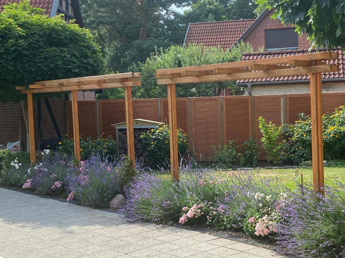 Villa "Auszeit" Hohen Neuendorf Bagian luar foto